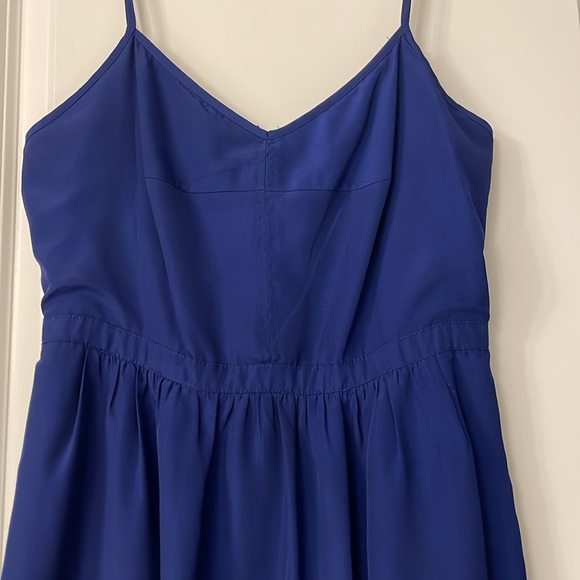 Women’s Dress - Picture 2 of 4